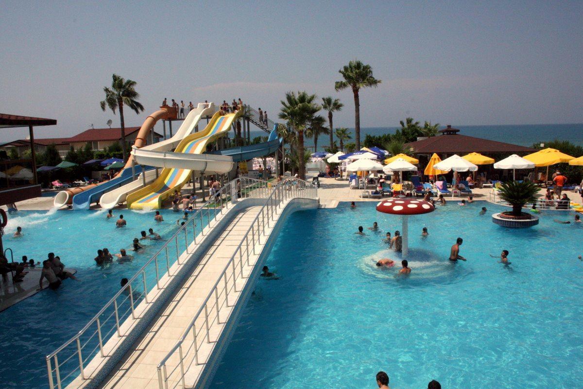 Club Casmin Hotel İskenderun Екстериор снимка